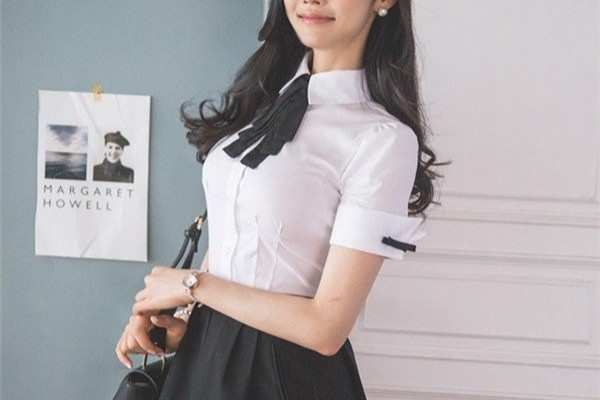杭州临安，一个融合了古典与当代、天然与人文的漂亮都会，不但以其秀美的山川风光著称，更以其独特的养生文化吸引着浩繁游客。在这里，足浴按摩成为了一种盛行的养生方式，让人们在繁忙的生存中找到一片平静的养生天地。